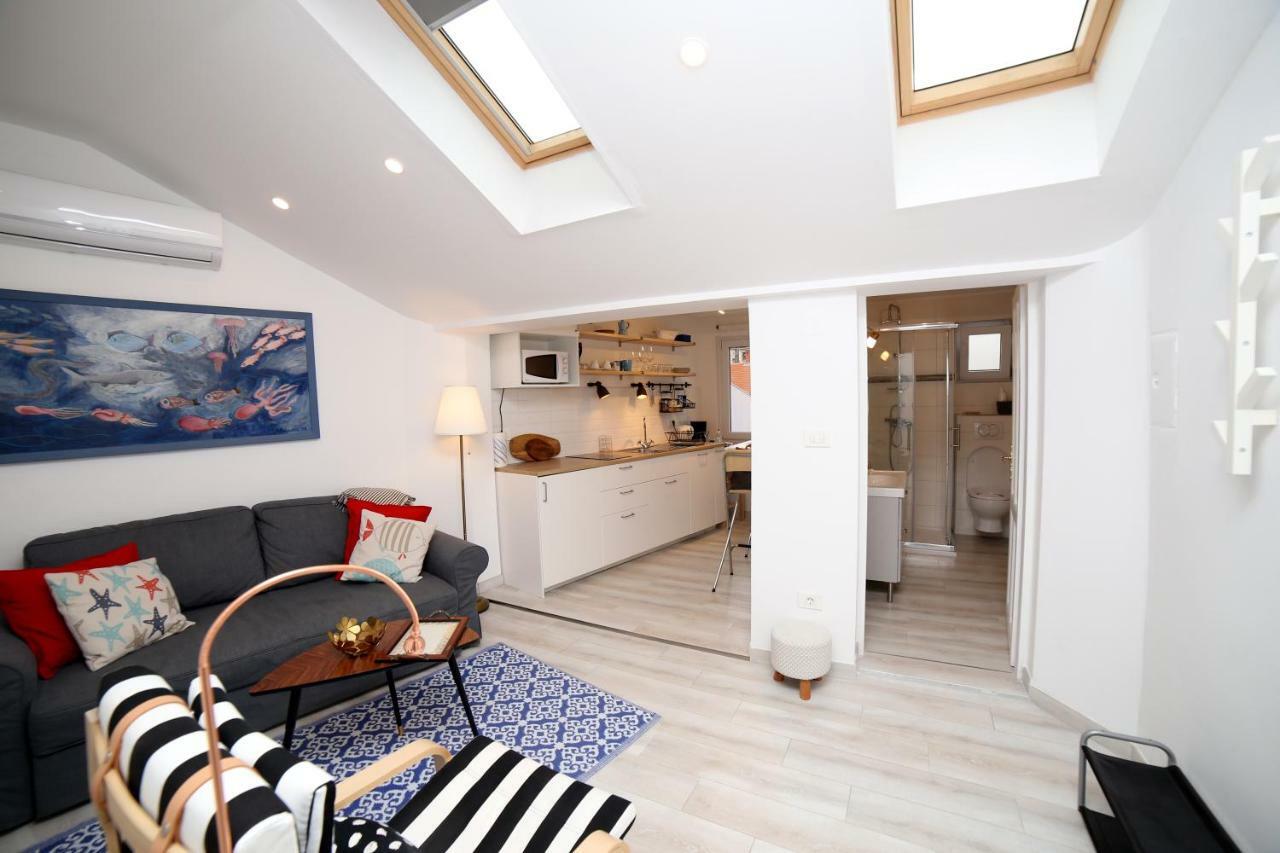 Sweet Suite With Free Private Parking PUY Eksteriør bilde