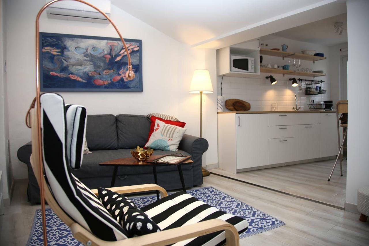 Sweet Suite With Free Private Parking PUY Eksteriør bilde